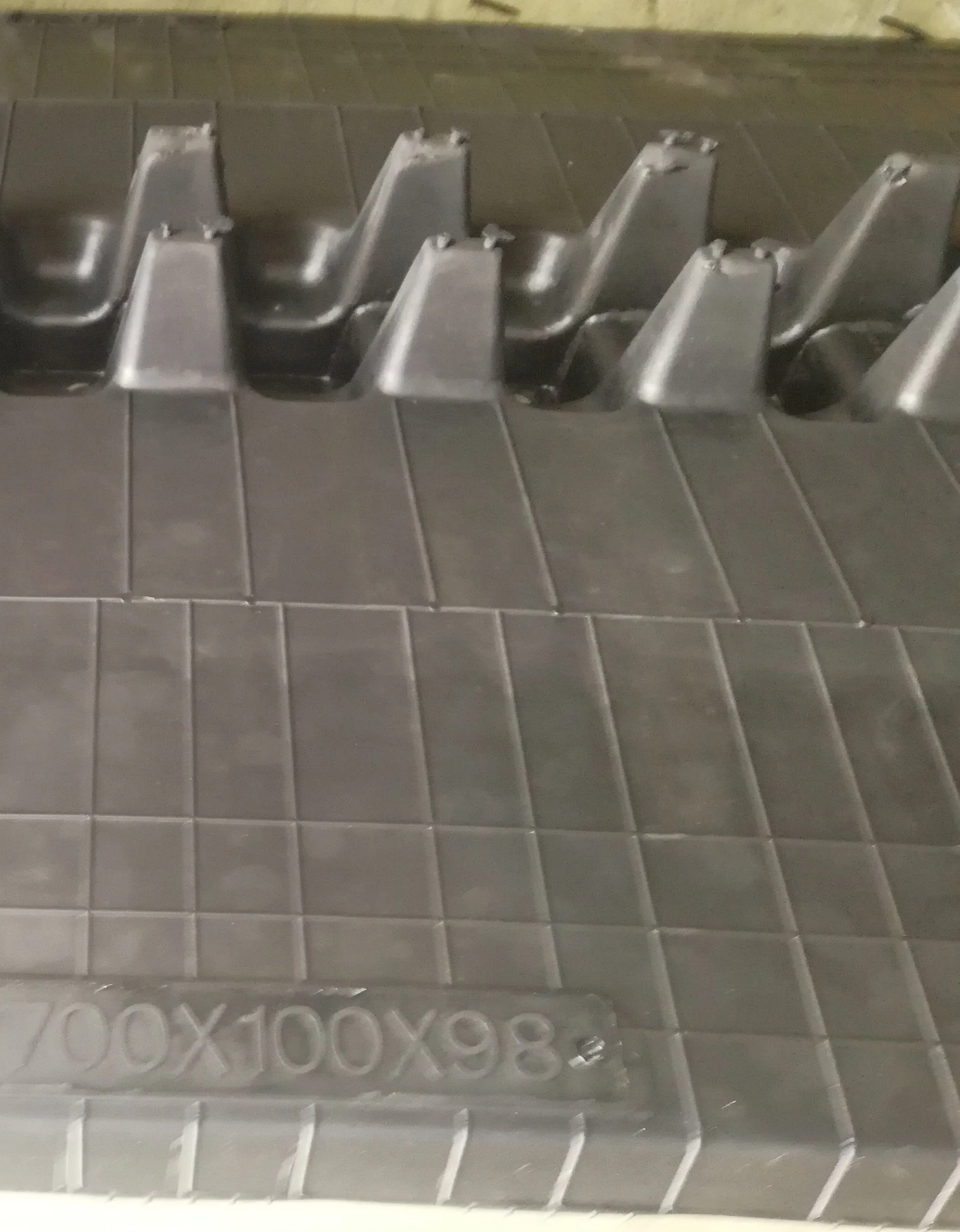 320x90x56 (320x56x90) Rubber Tracks, Conventional