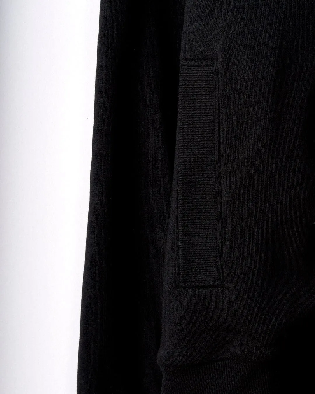 Jungle Wilds - Mens Zip Hood - Black